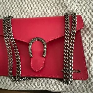 Chic Red Crossbody Bag with Chain Strap
